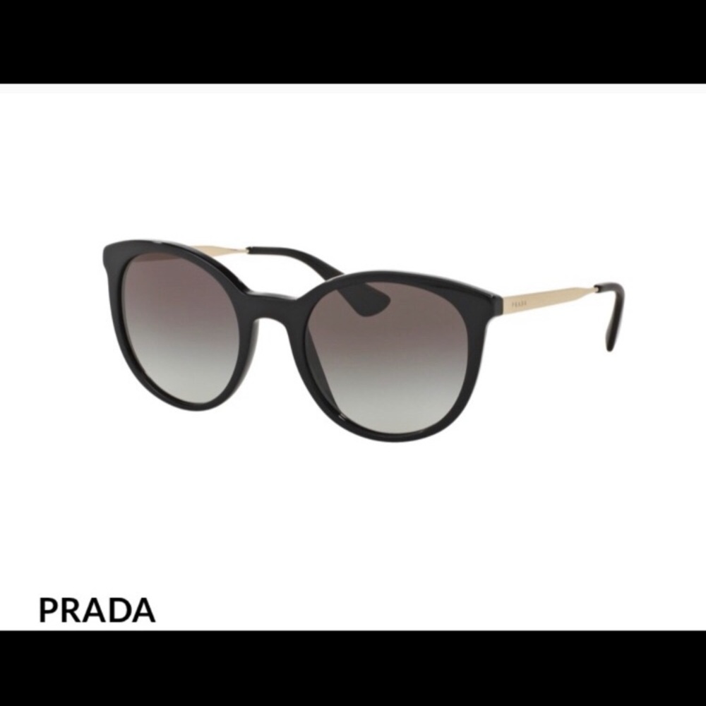 PRADA SHADES AUNTHENTIC❗️❗️